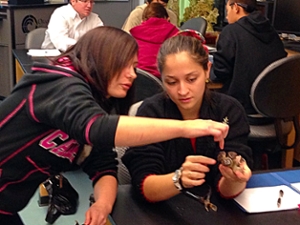 Students learning about live coral characteristics