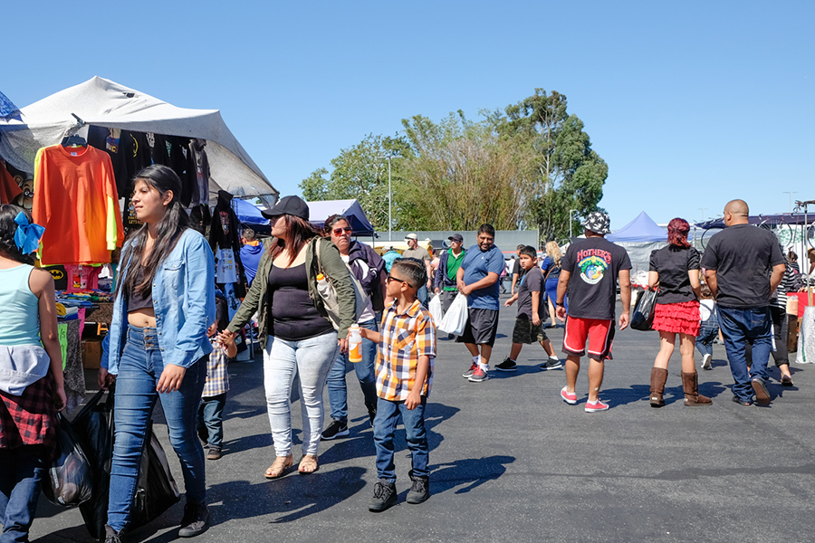 People shopping at the swap meet